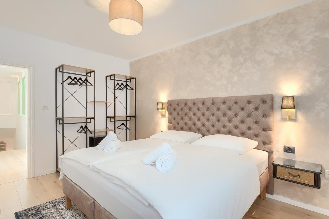 Calafati Apartment With Free Private Parking Рийека Екстериор снимка